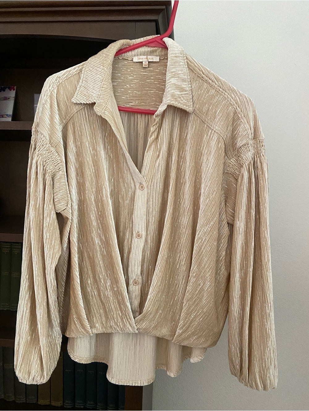 Skies Are Blue Beige Crinkle Button-Front Shirt